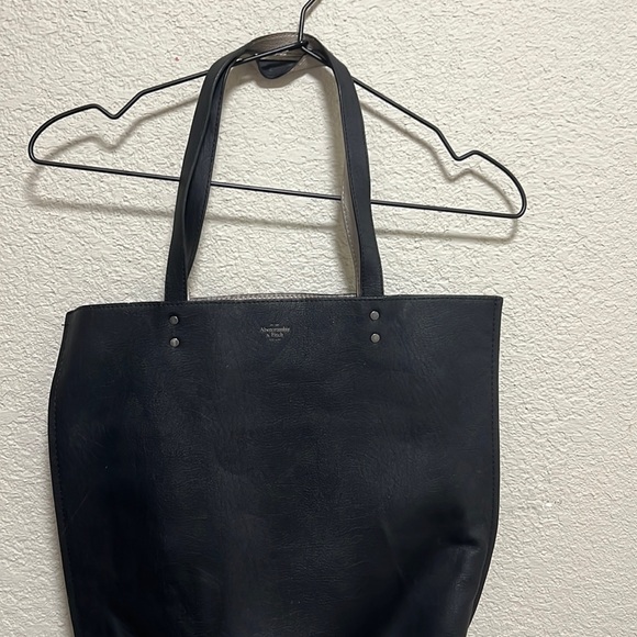 Abercrombie & Fitch Handbags - COPY - Faux leather tote